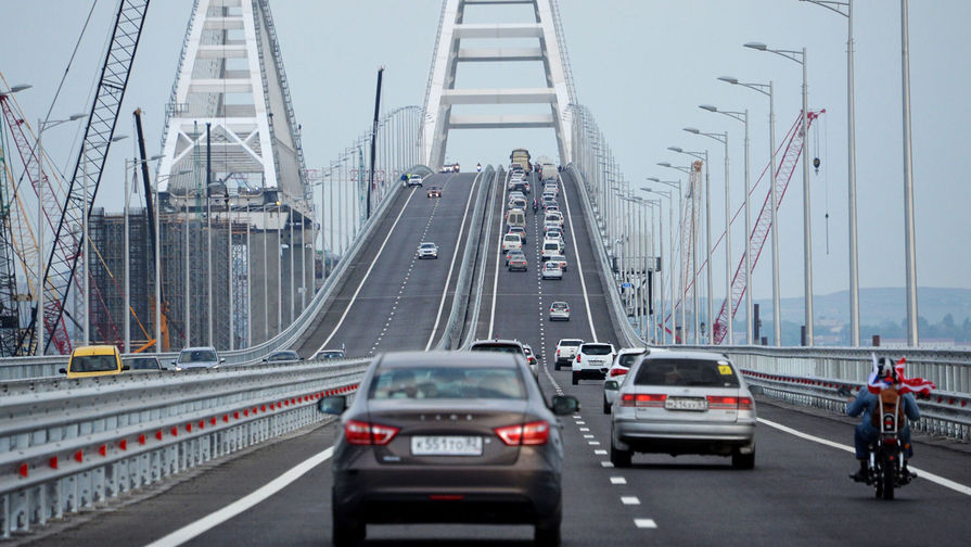 Открыт Крымский мост